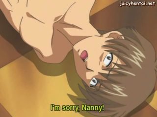 การ์ตูนอะนิเม nanny ได้รับ milky หน้าอก ดูด