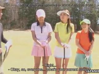 Asijské golfové fantazie žena dostane v prdeli na the ninth otvor